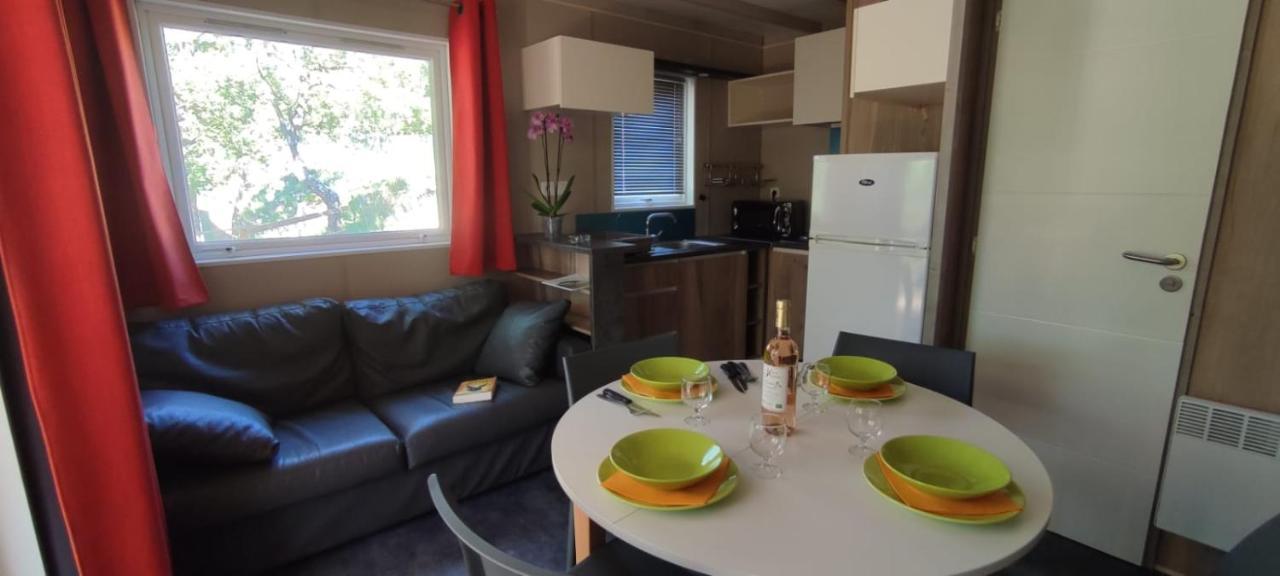 Camping Pres Du Lac De Sainte Croix Bauduen Dış mekan fotoğraf